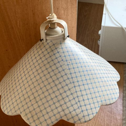 Retro taklampe med lang ledning selges kun 299 kr