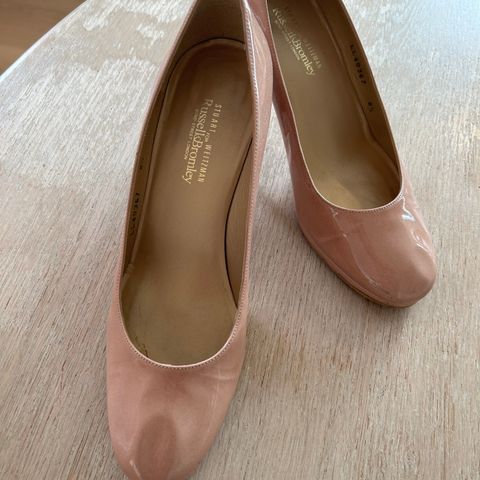 Russell & Bromley pumps