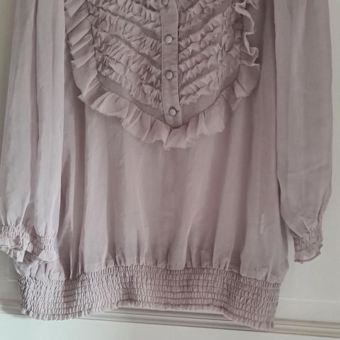 Bluse med mange detaljer, 3/4 arm med strikk