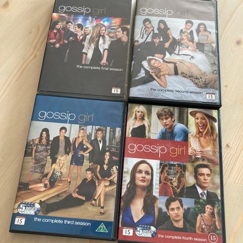 Gossip girl sesong 1-4 på DVD