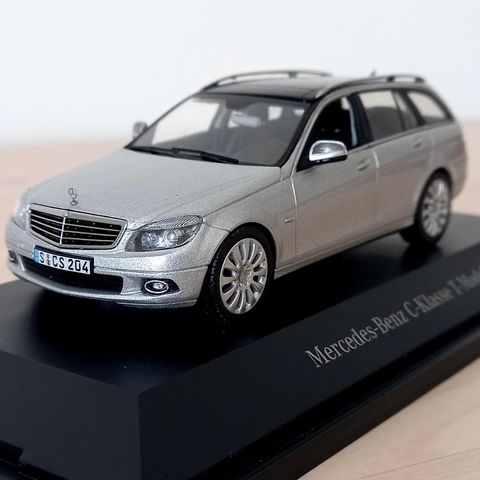 1:43  Schuco Mercedes-Benz C-Klasse