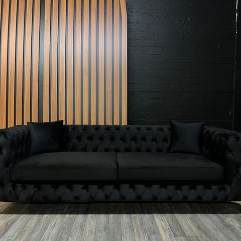 Kupp! Helt nye Luxe 3 seter chester design sofaer i velur - GRATIS LEVERING