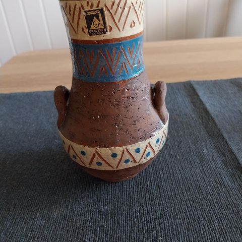 Graveren keramikk - vase