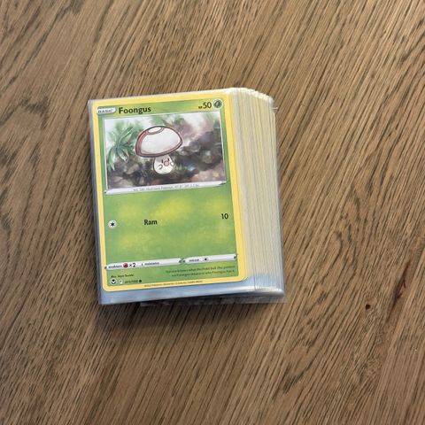 43 Pokemon Kort fra Silver Tempest