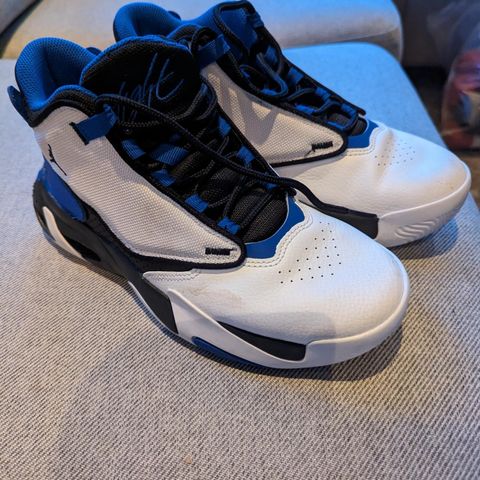 Jordan max aura sko tilsalgs