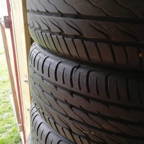 Sommerdekk 205/45 R17