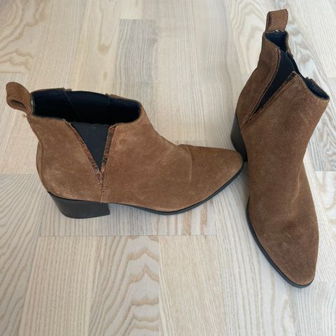 Semsket, brune ankelboots str 37