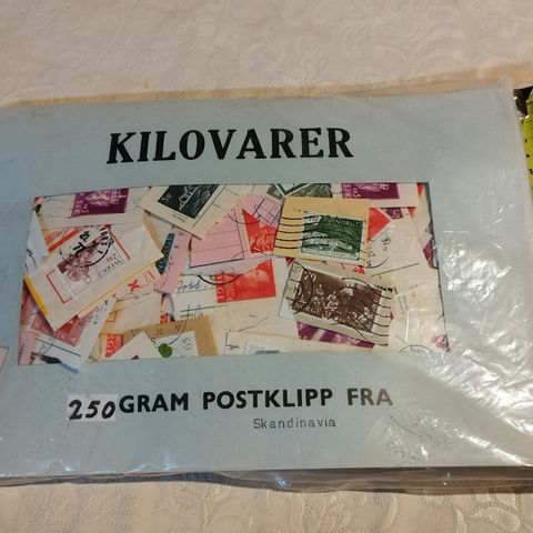 Norske Sverige Danmark frimerker 250 gram Skandinavia postklipp