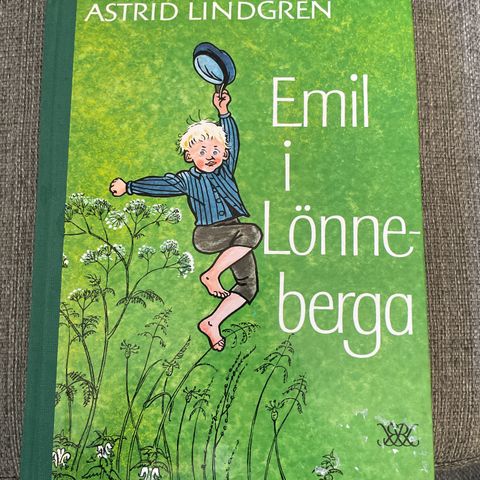 Bok Emil i Lønneberget på svensk