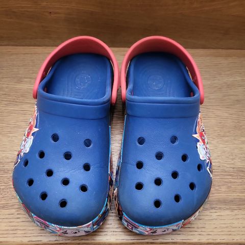 Crocs str 33-34