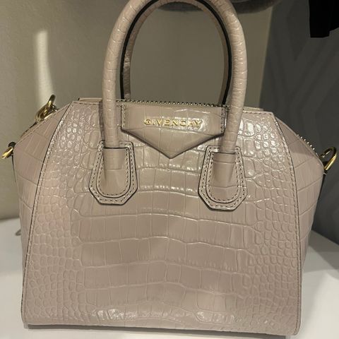 Givenchy Antigona mini