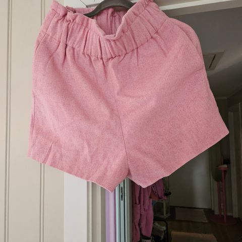 GANNI SHORTS ROSA OVERSIZED STR S