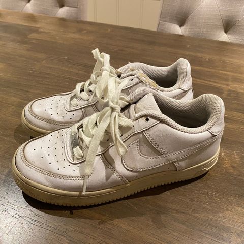 Nike Air Force 1 - str. 37,5