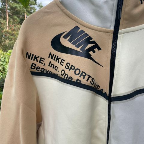 Nike Tech Fleece joggedress Coconut Milk Sesame Bone STR XL
