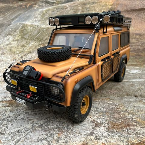 D1RC Defender 110 vurderes solgt