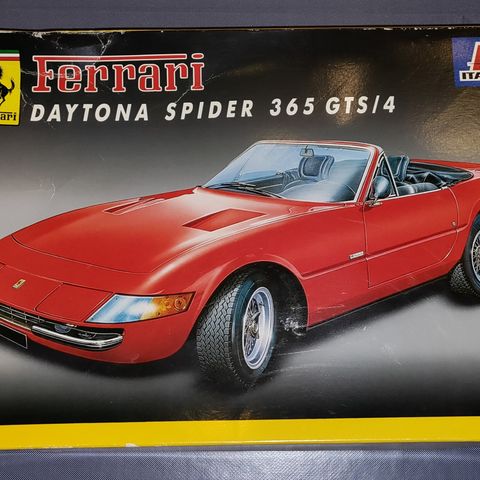 Ferrari Daytona Spider 365 GTS/4 byggesett.