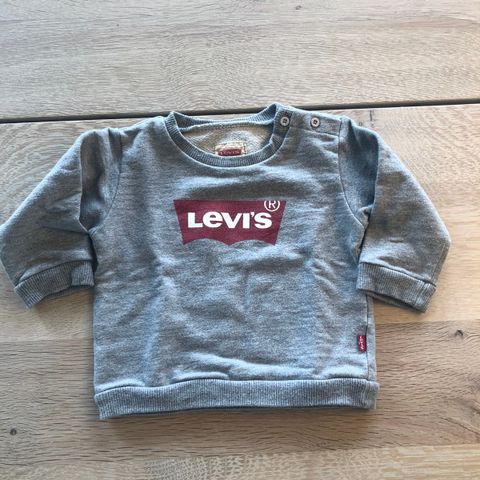 Genser fra Levis (9 mnd)