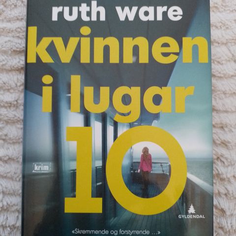 KVINNEN I LUGAR 10 - Ruth Ware