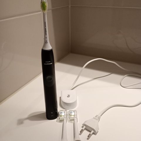 Philips Sonicare ProtectiveClean 4300 elektrisk tannbørste med 2 nye børstehoder