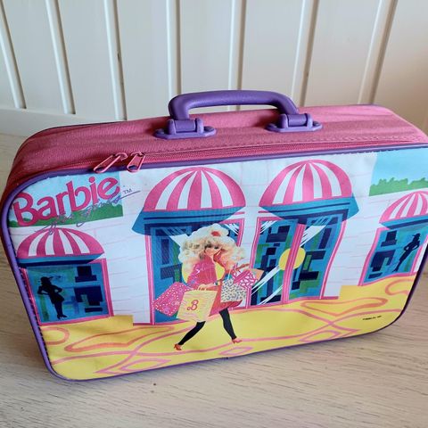 Strøken rosa 'Barbie for girls' koffert
