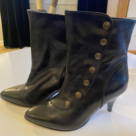 Ubrukte vintage boots i skinn! Str.36!