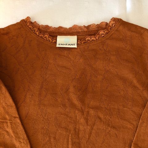 Tynn trøye/genser/langermet t-skjorte fra Enfant strl.110