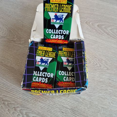 Pakker med fotballkort Merlin's Premier League 1996  booster