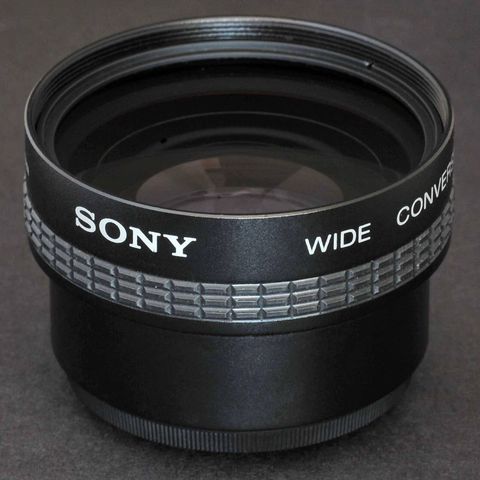 Sony Wide Conversion Lens x0.7 VCL-0746C m/ Lokk