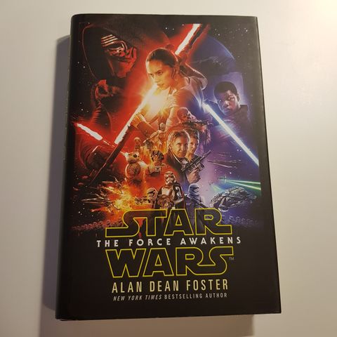 Star Wars - The Force Awakens engelsk hardback bok, kan sendes