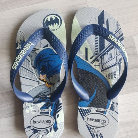 Havaianas 35 (batman)