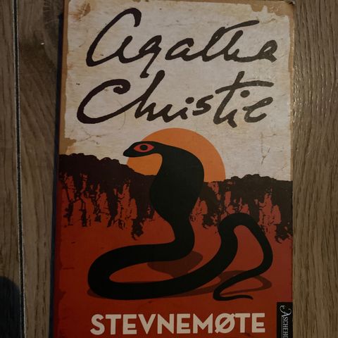 Agatha Christie. 1 av 2 GAMLE bøker igjen. STEVNEMØTE med døden.