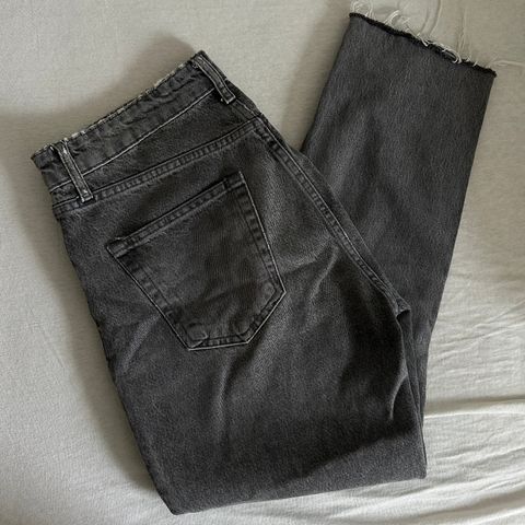 Zara jeans