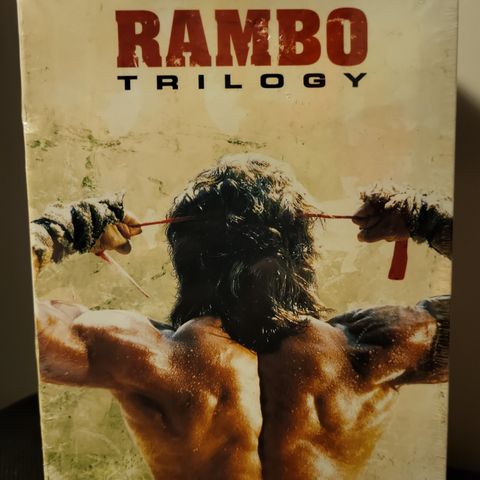 Ny! Rambo triology, Med norske undertekster.