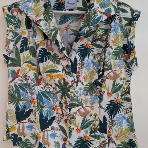 Skjorte fra Banned apparel vintage/tiki/50talls