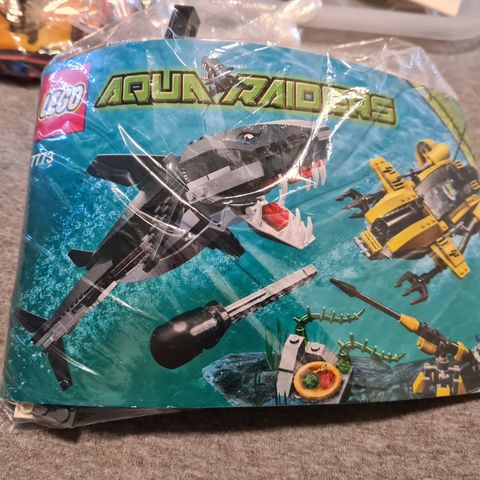 * Lego - Aquaraiders