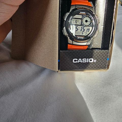 Casio AE-1000W-4BVEF