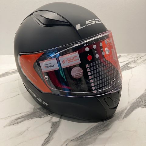LS2 sort hjelm størrelse L - ubrukt