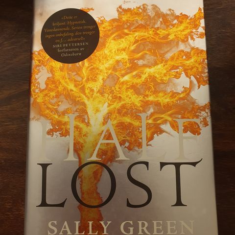 Half Lost. Bok 3 Hevnen. Sally Green