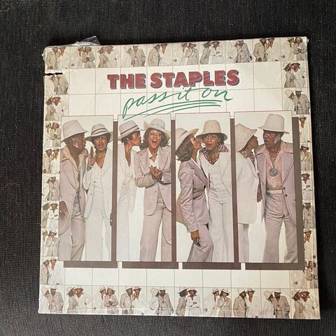 THE STAPLES: PASS IT ON, WB 1976, FORSEGLET