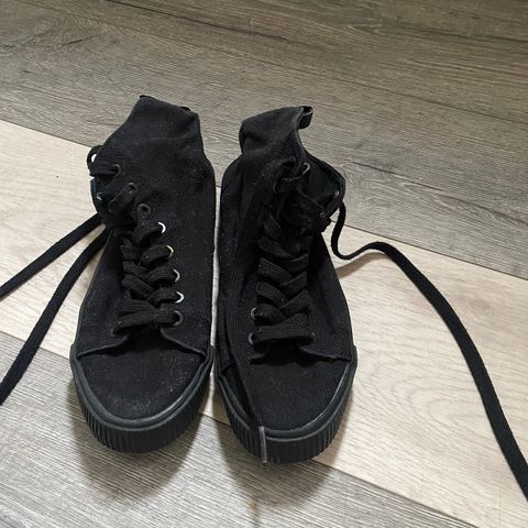 sneakers calvin klein str.37