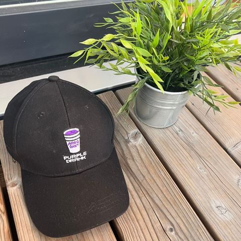 Caps _  Purple drink🍹 _ night Club _ svart _ hodeplagg