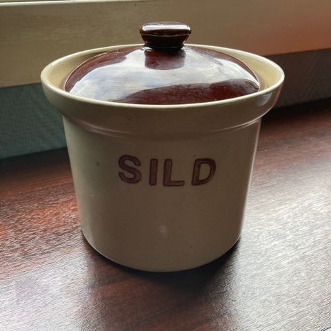 Denby sildekrukke