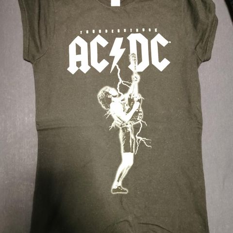 T-skjorte AC⚡DC