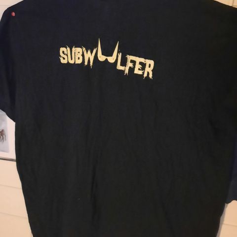 T-skjorte Subwoolfer.