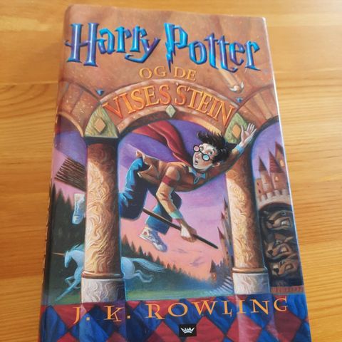 Harry Potter og de vises stein - J.K. Rowling - 2001
