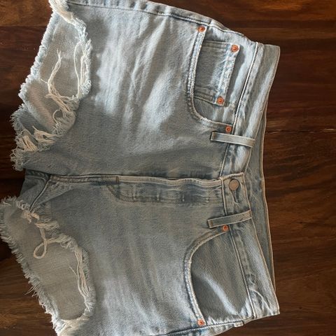 Levi’s shorts