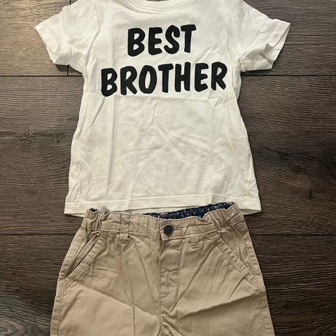 T-skjorte (best brother) og shorts