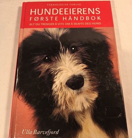 Hundeeierens første håndbok – Ulla Barvefjord