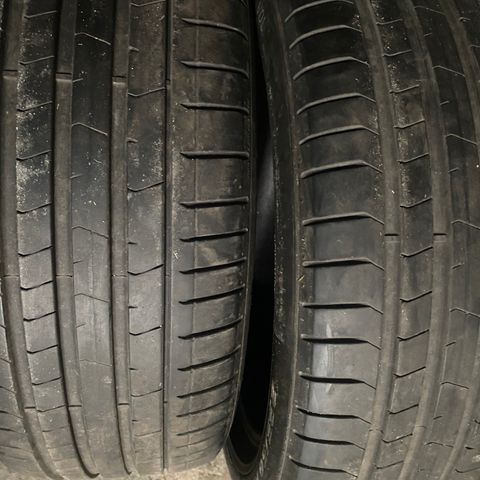 2 Dekk 235/50-19 Pirelli