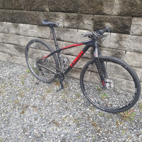 Trek Pro Caliber SL i small.